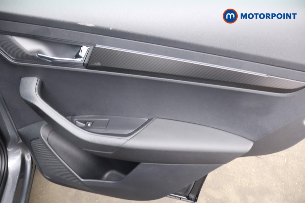 Skoda Karoq Sportline Edition Manual Petrol SUV - Stock Number (1585886) - 25th supplementary image