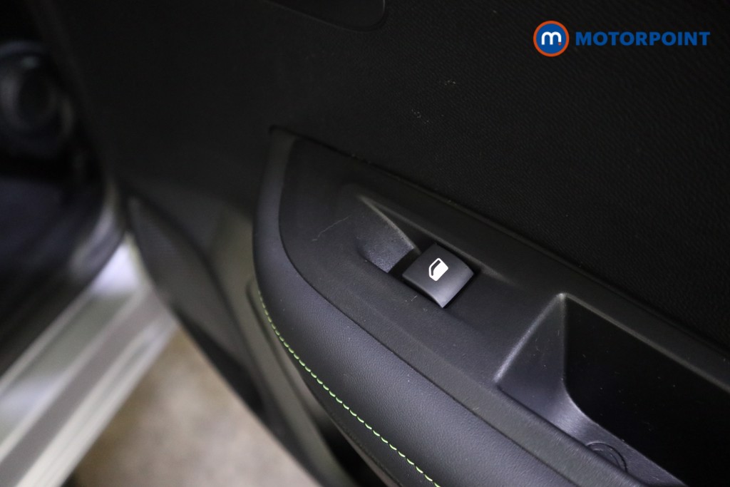 Peugeot 2008 GT Automatic Electric SUV - Stock Number (1586097) - 18th supplementary image