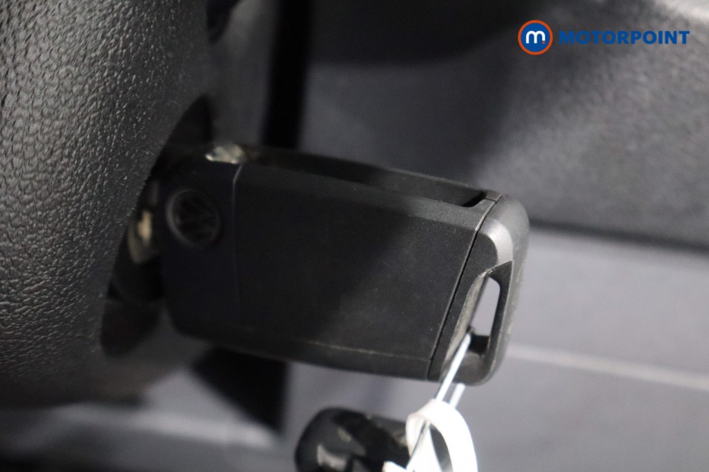 Volkswagen T-Cross R-Line Manual Petrol SUV - Stock Number (1586424) - 13th supplementary image