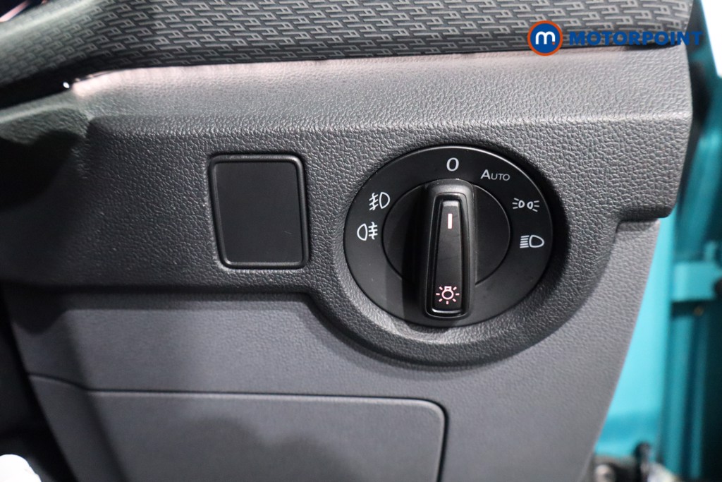 Volkswagen T-Cross R-Line Manual Petrol SUV - Stock Number (1586424) - 20th supplementary image