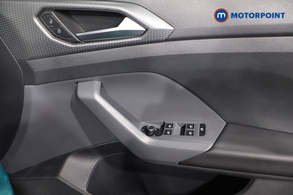 Volkswagen T-Cross R-Line Manual Petrol SUV - Stock Number (1586424) - 21st supplementary image