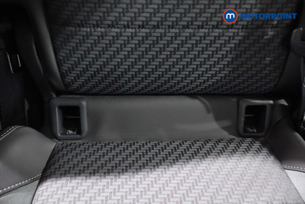 Volkswagen T-Cross R-Line Manual Petrol SUV - Stock Number (1586424) - 26th supplementary image