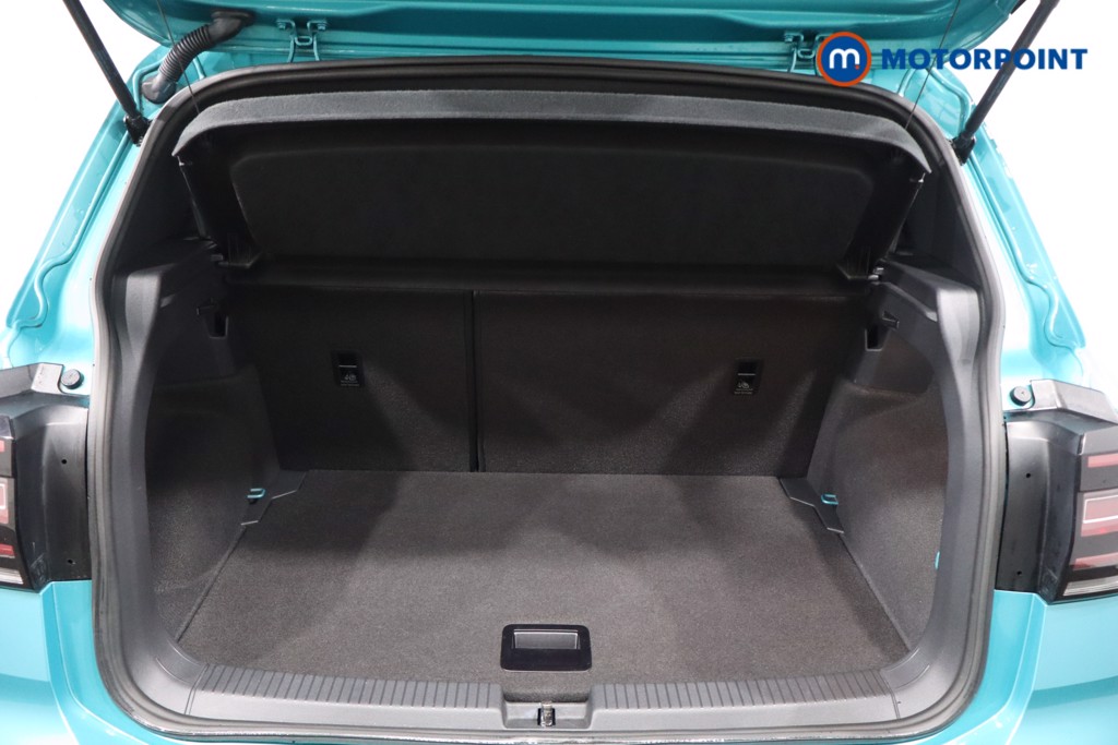 Volkswagen T-Cross R-Line Manual Petrol SUV - Stock Number (1586424) - 37th supplementary image