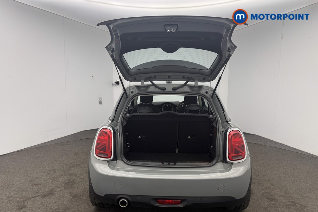 Mini Hatchback Cooper Classic Manual Petrol Hatchback - Stock Number (1586746) - 19th supplementary image