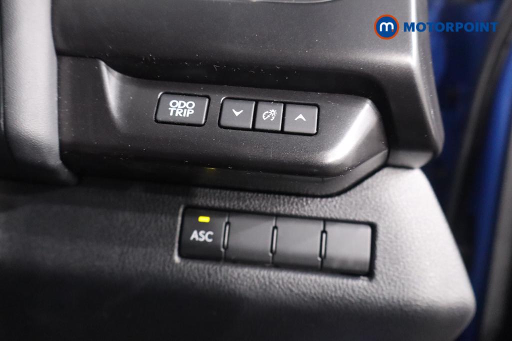 Lexus UX 300E 150Kw 54.3 Kwh 5Dr E-Cvt Premium Plus Pack Automatic Electric SUV - Stock Number (1586758) - 12th supplementary image