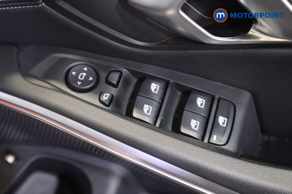 BMW 3 Series M Sport Automatic Petrol Plug-In Hybrid Saloon - Stock Number (1586791) - 11th supplementary image