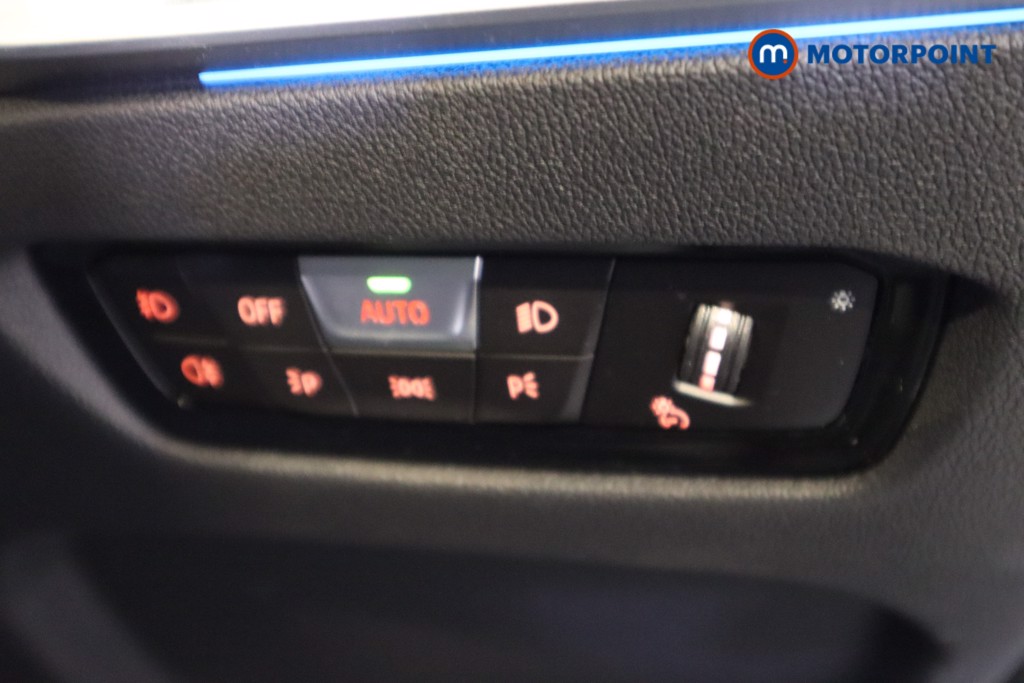 BMW 3 Series M Sport Automatic Petrol Plug-In Hybrid Saloon - Stock Number (1586791) - 12th supplementary image