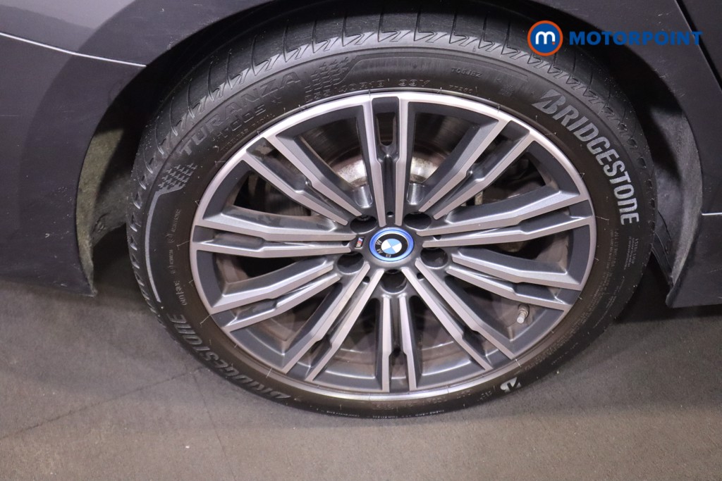 BMW 3 Series M Sport Automatic Petrol Plug-In Hybrid Saloon - Stock Number (1586791) - 22nd supplementary image