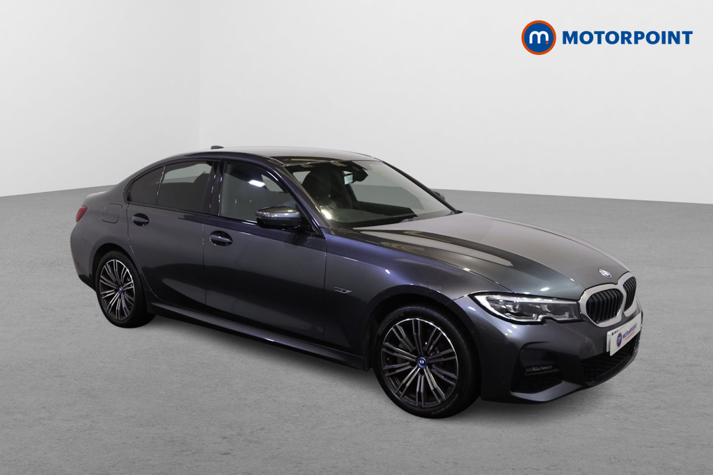 BMW 3 Series M Sport Automatic Petrol Plug-In Hybrid Saloon - Stock Number (1586791) - Drivers side front corner