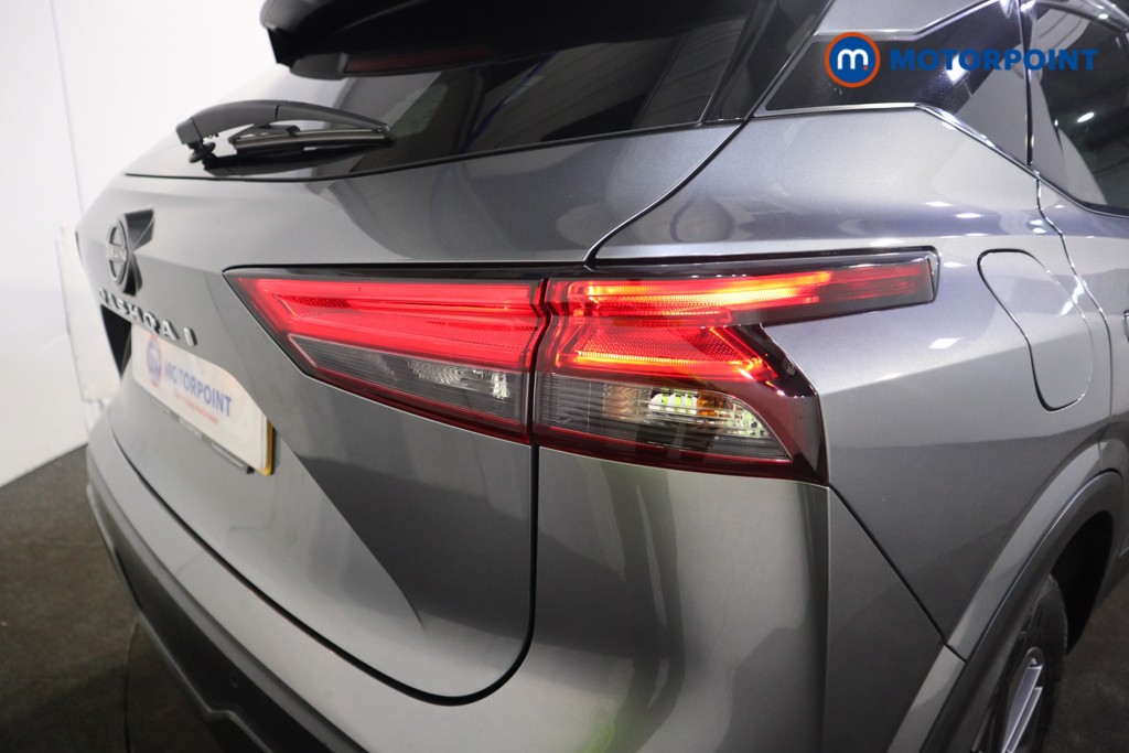 Nissan Qashqai Acenta Premium Automatic Petrol SUV - Stock Number (1586901) - 25th supplementary image