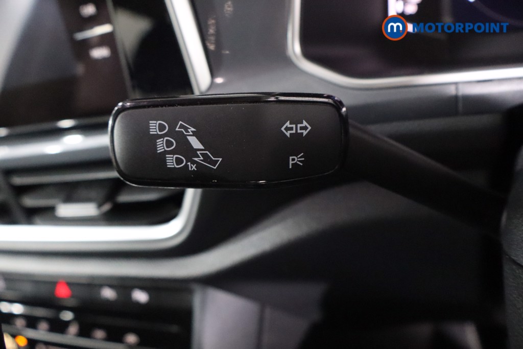 Volkswagen T-Roc Style Manual Petrol SUV - Stock Number (1586939) - 20th supplementary image
