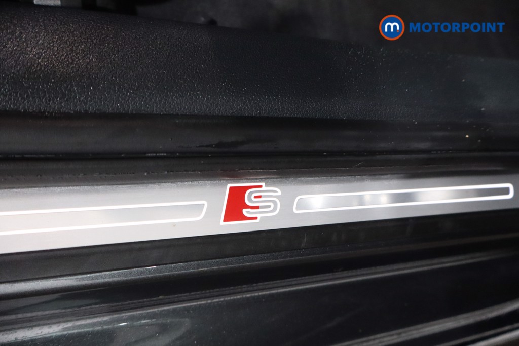 Audi A4 Black Edition Automatic Petrol Estate - Stock Number (1587101) - 24th supplementary image