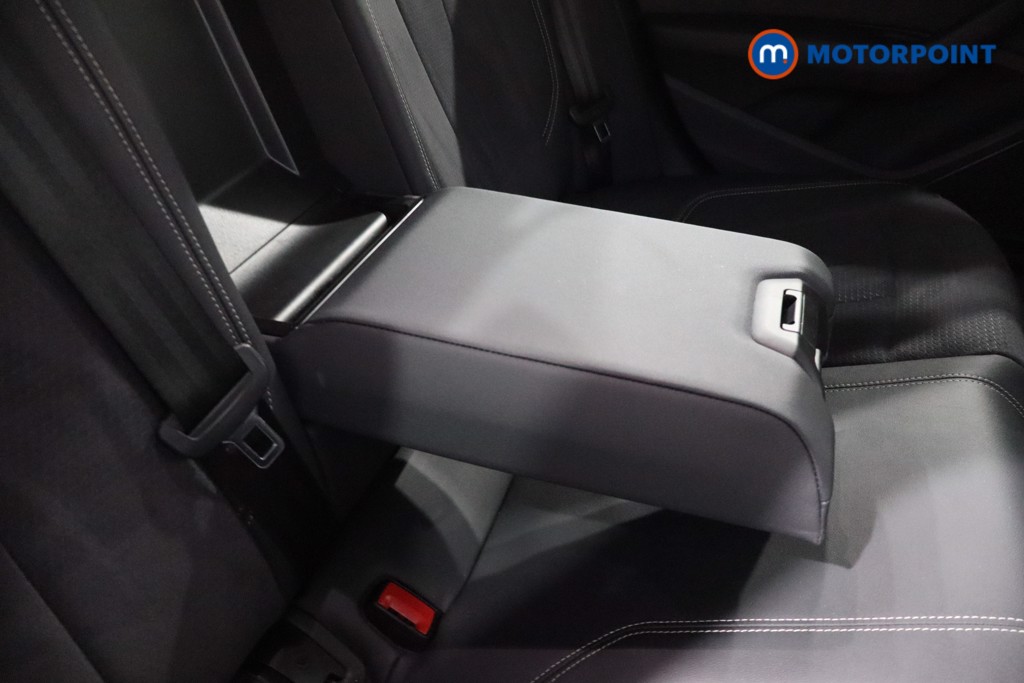 Audi A4 Black Edition Automatic Petrol Estate - Stock Number (1587101) - 30th supplementary image