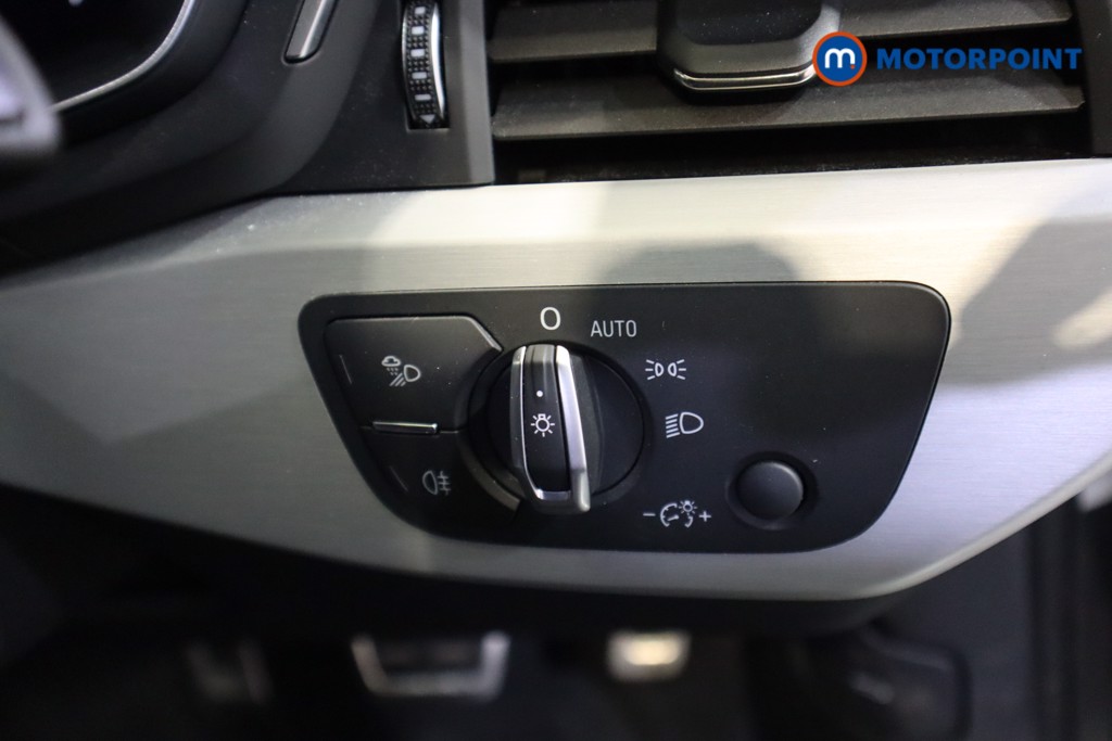 Audi A4 S Line Automatic Petrol Estate - Stock Number (1587292) - 11th supplementary image
