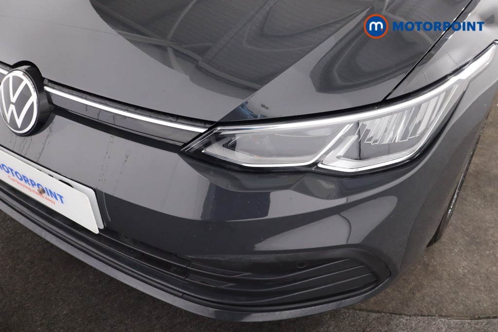 Volkswagen Golf Life Automatic Petrol Hatchback - Stock Number (1587370) - 28th supplementary image