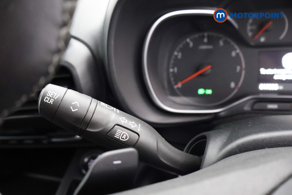 Vauxhall Combo Life Elite Automatic Petrol People Carrier - Stock Number (1587570) - 5th supplementary image