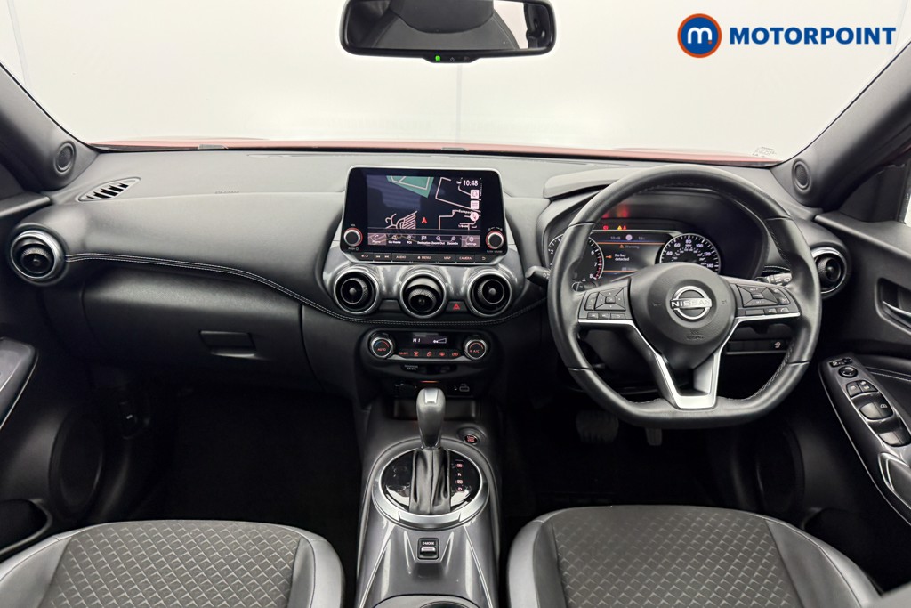Nissan Juke N-Connecta Automatic Petrol SUV - Stock Number (1587630) - 1st supplementary image