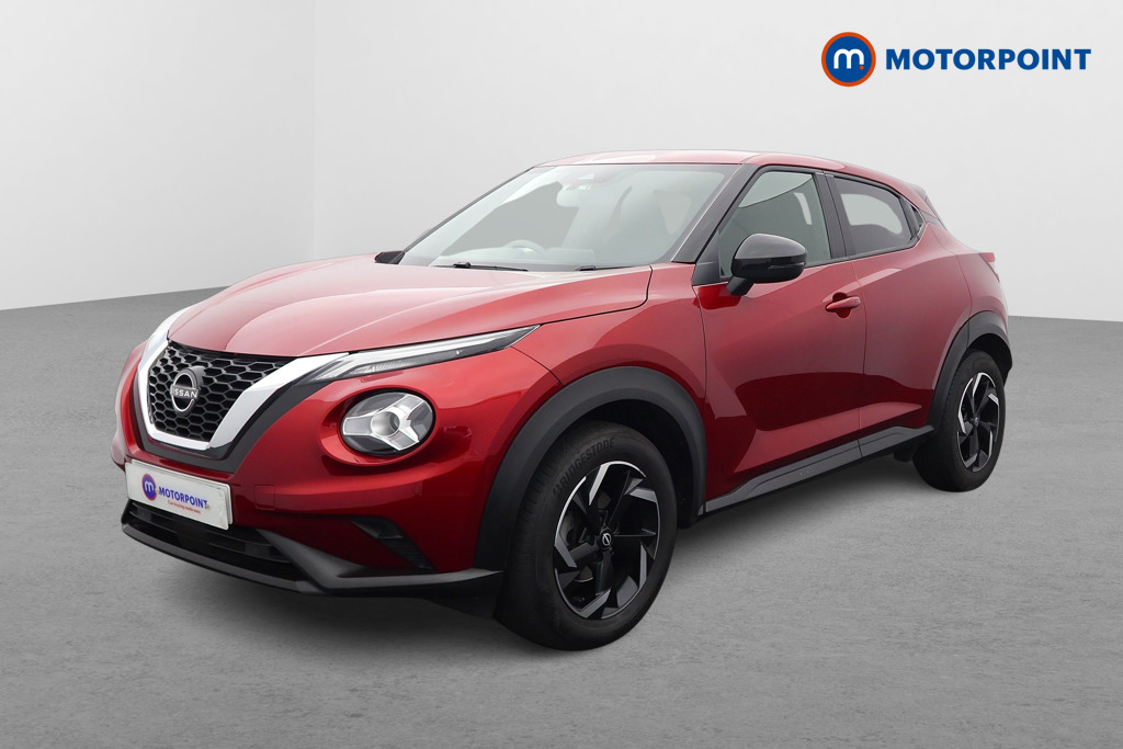 Nissan Juke N-Connecta Automatic Petrol SUV - Stock Number (1587630) - Passenger side front corner