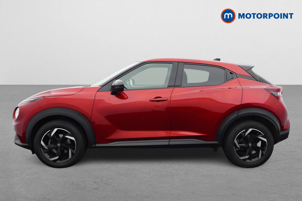 Nissan Juke N-Connecta Automatic Petrol SUV - Stock Number (1587630) - Passenger side