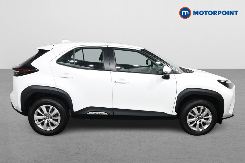 Toyota Yaris Cross Icon Automatic Petrol-Electric Hybrid Estate - Stock Number (1587667) - Drivers side