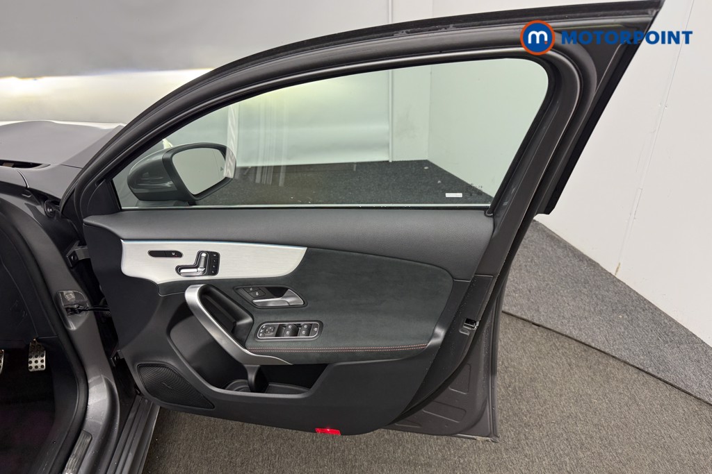 Mercedes-Benz A Class Amg Line Automatic Petrol Hatchback - Stock Number (1587814) - 20th supplementary image
