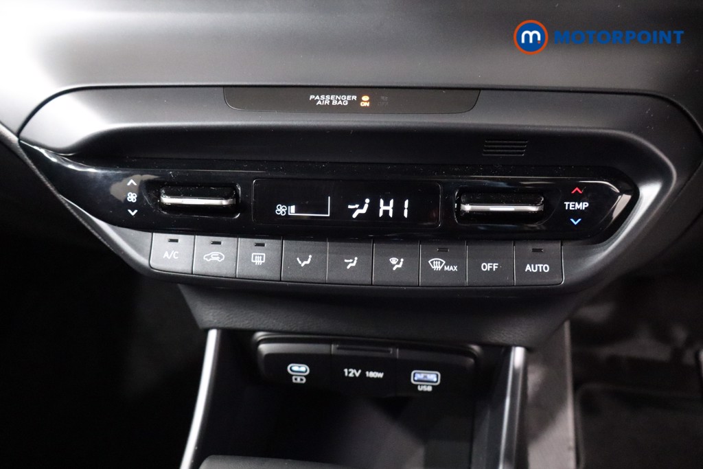 Hyundai I20 Premium Automatic Petrol Hatchback - Stock Number (1587992) - 16th supplementary image