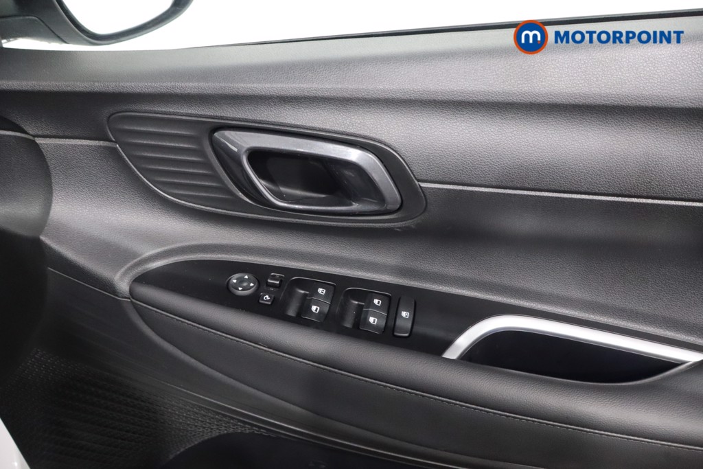 Hyundai I20 Premium Automatic Petrol Hatchback - Stock Number (1587992) - 21st supplementary image