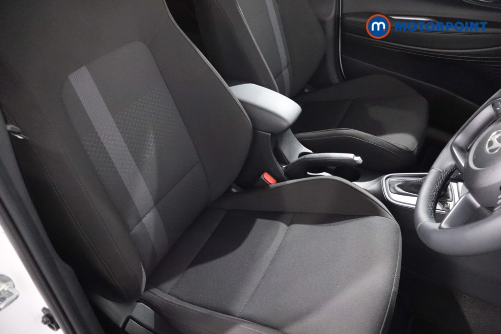 Hyundai I20 Premium Automatic Petrol Hatchback - Stock Number (1587992) - 23rd supplementary image