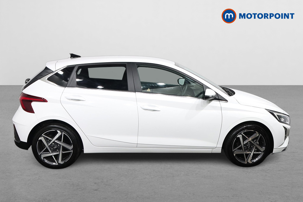 Hyundai I20 Premium Automatic Petrol Hatchback - Stock Number (1587992) - Drivers side