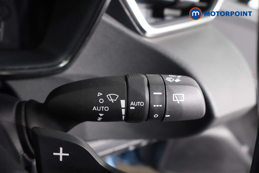 Toyota Corolla Excel Automatic Petrol-Electric Hybrid Estate - Stock Number (1588098) - 18th supplementary image