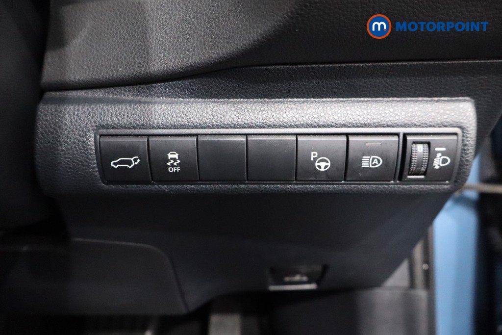 Toyota Corolla Excel Automatic Petrol-Electric Hybrid Estate - Stock Number (1588098) - 20th supplementary image