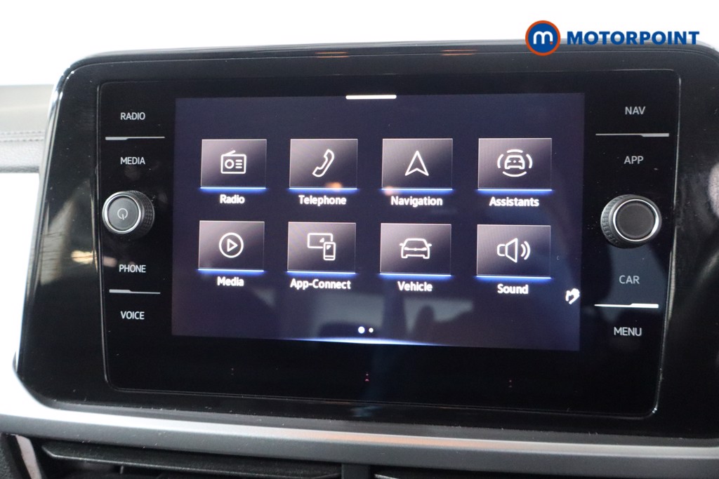 Volkswagen T-Roc Life Manual Petrol SUV - Stock Number (1588577) - 2nd supplementary image