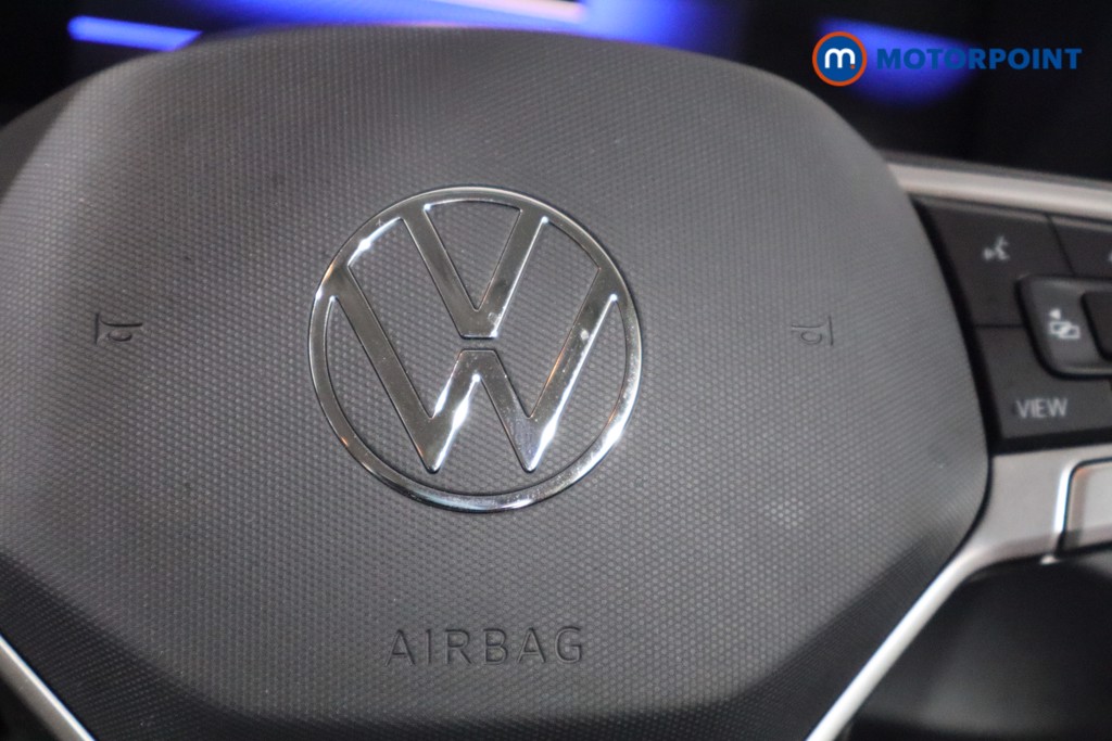 Volkswagen T-Roc Life Manual Petrol SUV - Stock Number (1588577) - 17th supplementary image