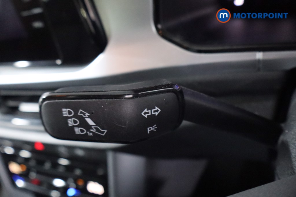 Volkswagen T-Roc Life Manual Petrol SUV - Stock Number (1588577) - 19th supplementary image