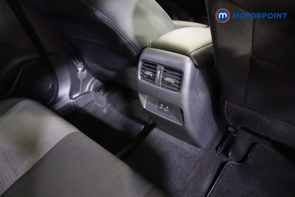 Nissan Qashqai N-Connecta Automatic Petrol SUV - Stock Number (1588711) - 19th supplementary image