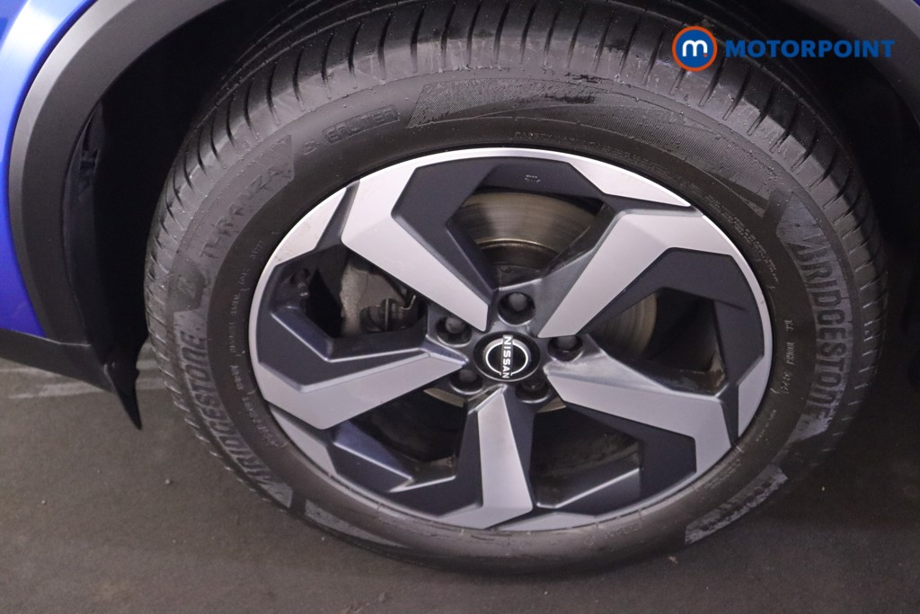 Nissan Qashqai N-Connecta Automatic Petrol SUV - Stock Number (1588711) - 23rd supplementary image