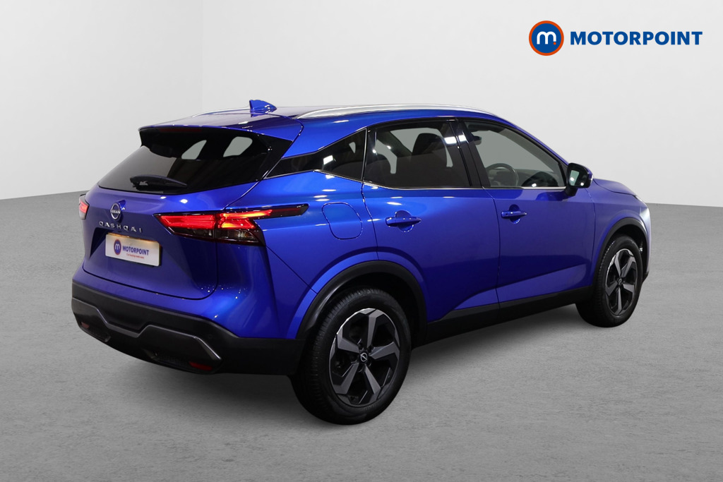 Nissan Qashqai N-Connecta Automatic Petrol SUV - Stock Number (1588711) - Drivers side rear corner
