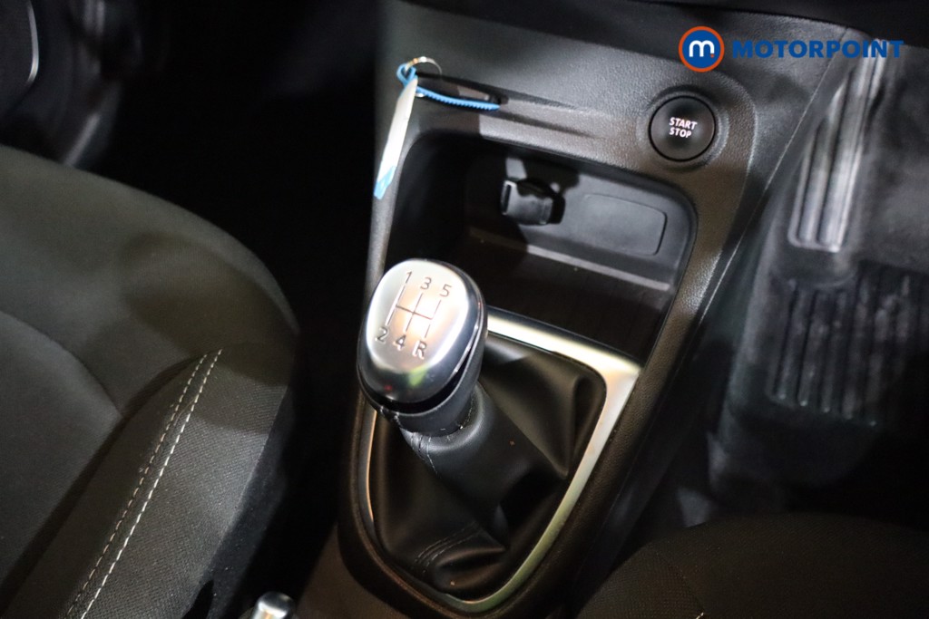 Renault Captur Iconic Manual Petrol SUV - Stock Number (1559033) - 12th supplementary image