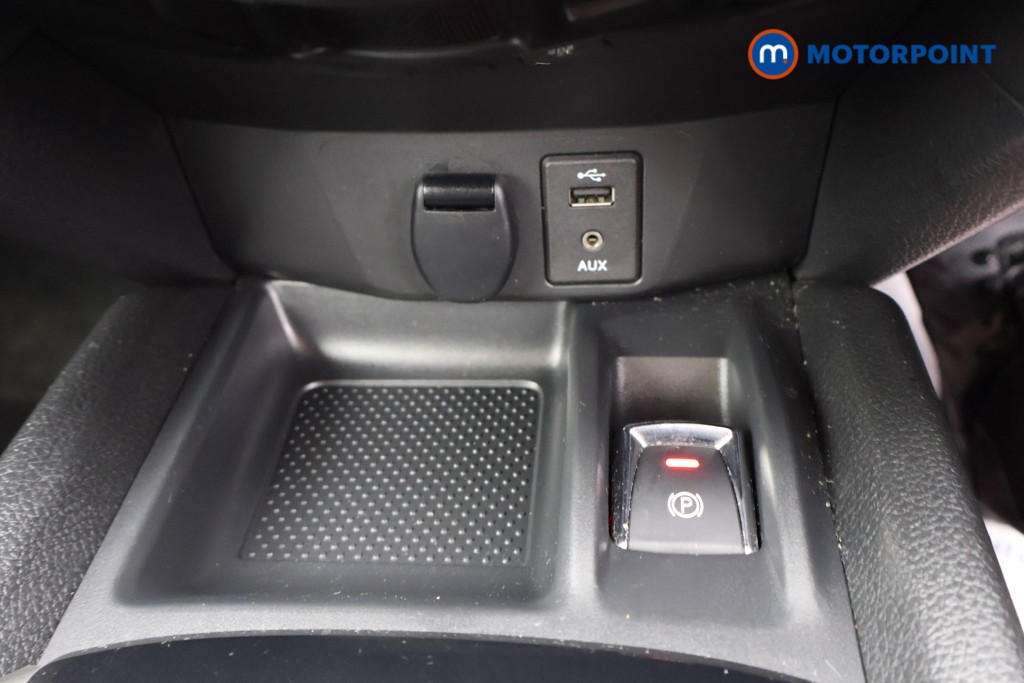 Nissan X-Trail Tekna Manual Diesel SUV - Stock Number (1568265) - 11th supplementary image
