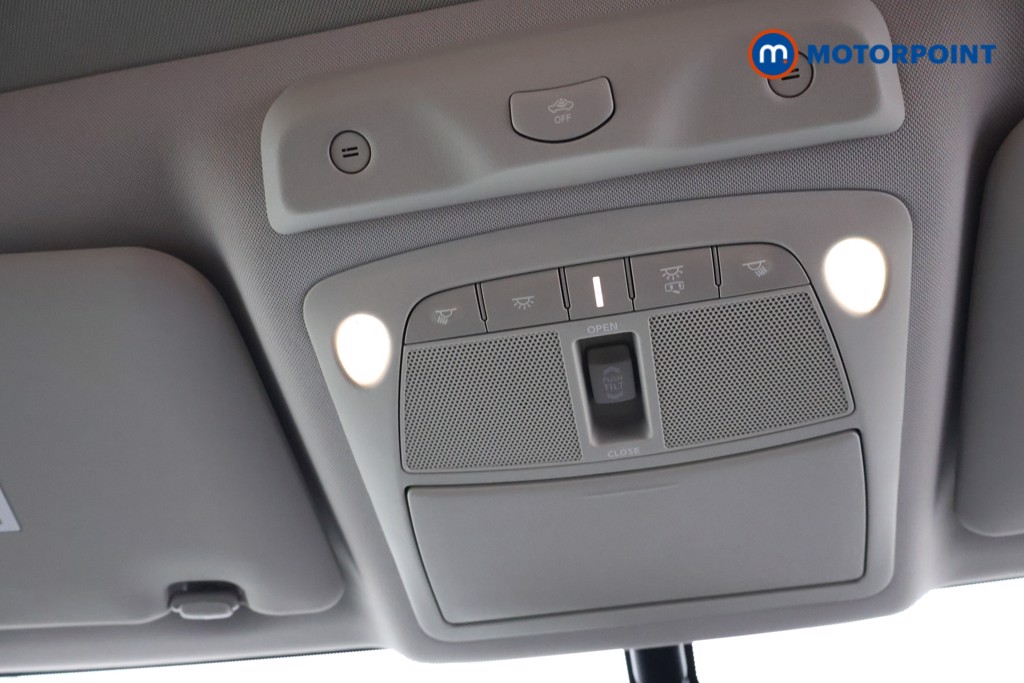 Nissan X-Trail Tekna Manual Diesel SUV - Stock Number (1568265) - 15th supplementary image