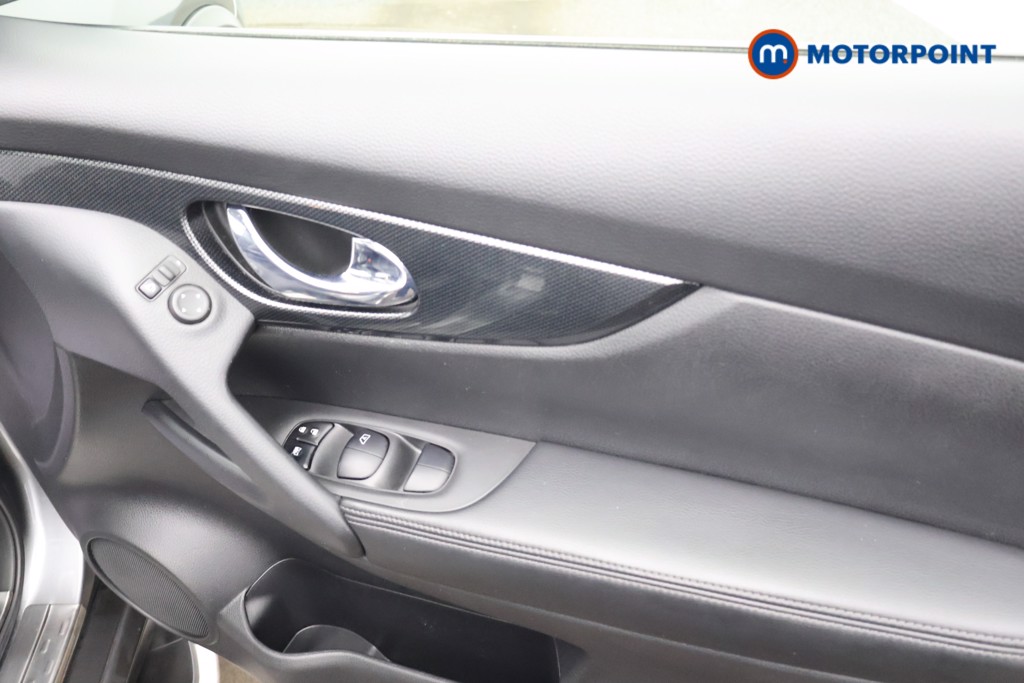 Nissan X-Trail Tekna Manual Diesel SUV - Stock Number (1568265) - 16th supplementary image