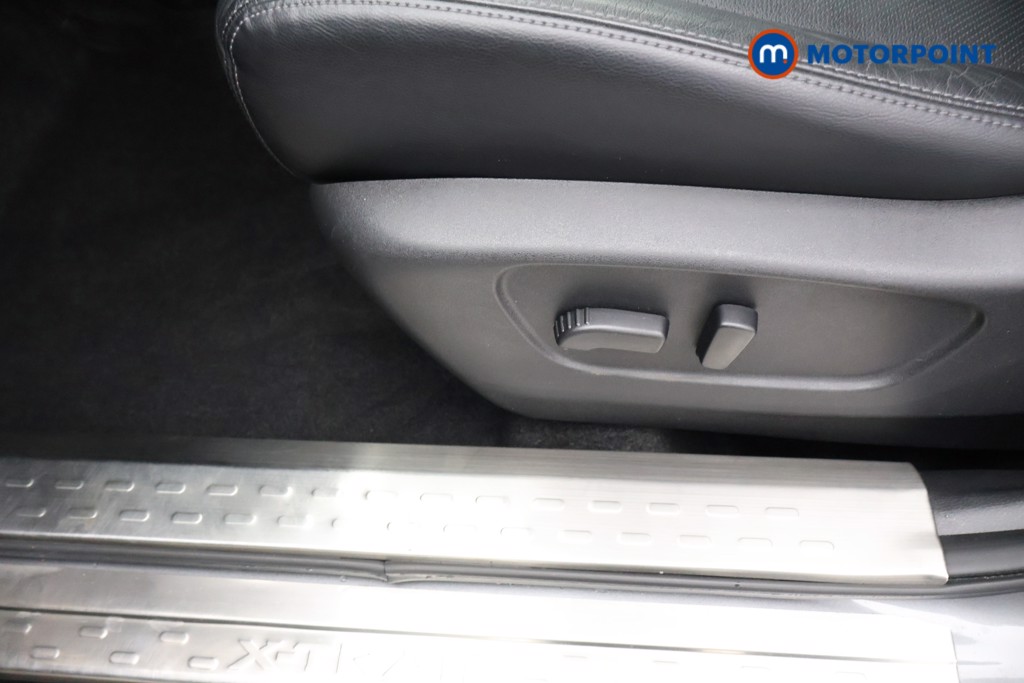 Nissan X-Trail Tekna Manual Diesel SUV - Stock Number (1568265) - 23rd supplementary image