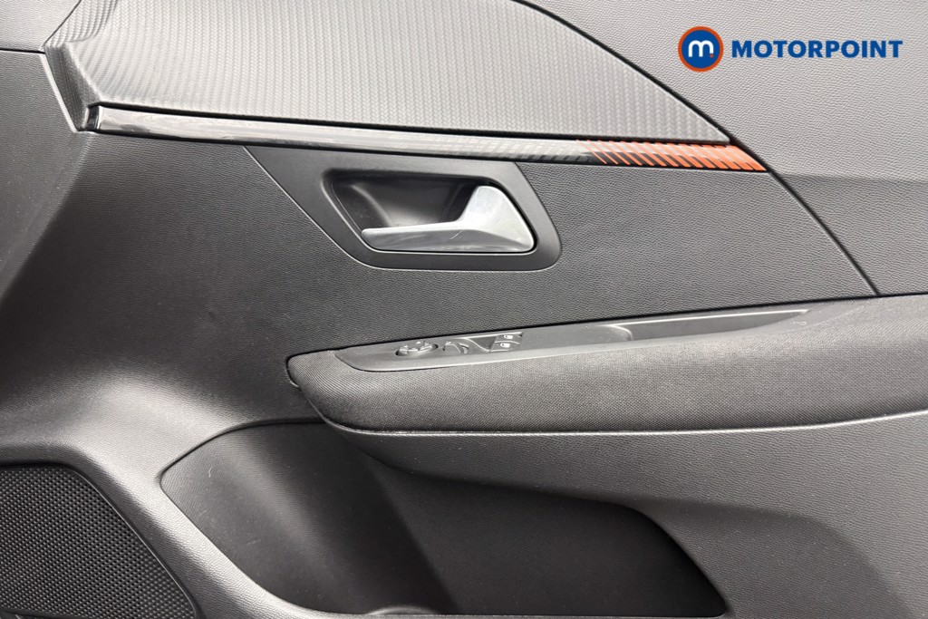 Peugeot 208 Active Manual Petrol Hatchback - Stock Number (1568767) - 17th supplementary image