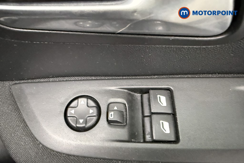 Peugeot 208 Active Manual Petrol Hatchback - Stock Number (1568767) - 18th supplementary image