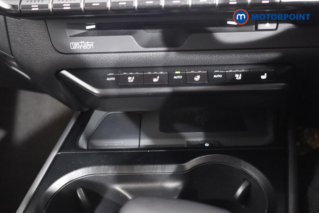 Lexus UX Takumi Automatic Petrol-Electric Hybrid SUV - Stock Number (1568915) - 4th supplementary image