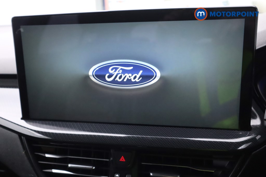 Ford Focus St-Line Vignale Manual Petrol Hatchback - Stock Number (1574422) - 2nd supplementary image