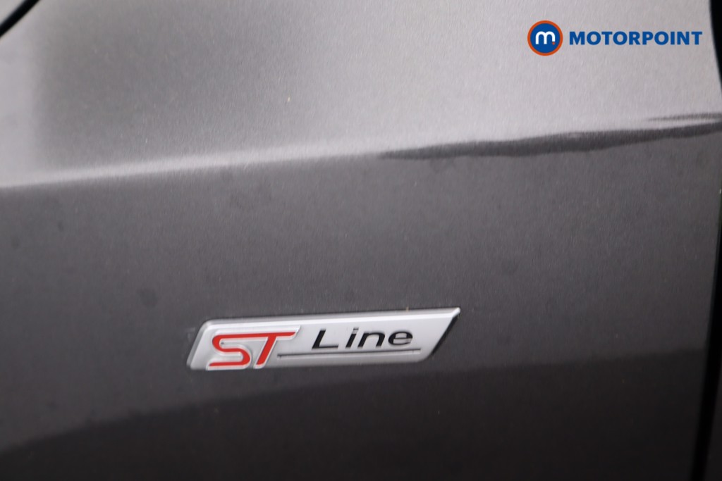 Ford Focus St-Line Vignale Manual Petrol Hatchback - Stock Number (1574422) - 21st supplementary image
