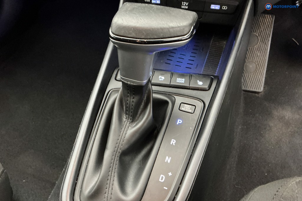 Hyundai Bayon Premium Automatic Petrol SUV - Stock Number (1575782) - 15th supplementary image