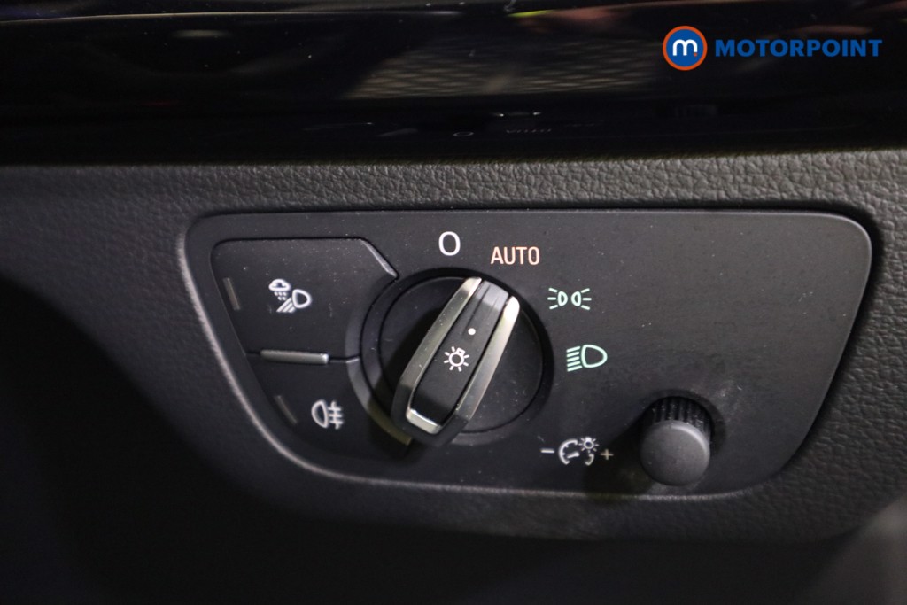 Audi Q5 Edition 1 Automatic Petrol SUV - Stock Number (1579433) - 14th supplementary image