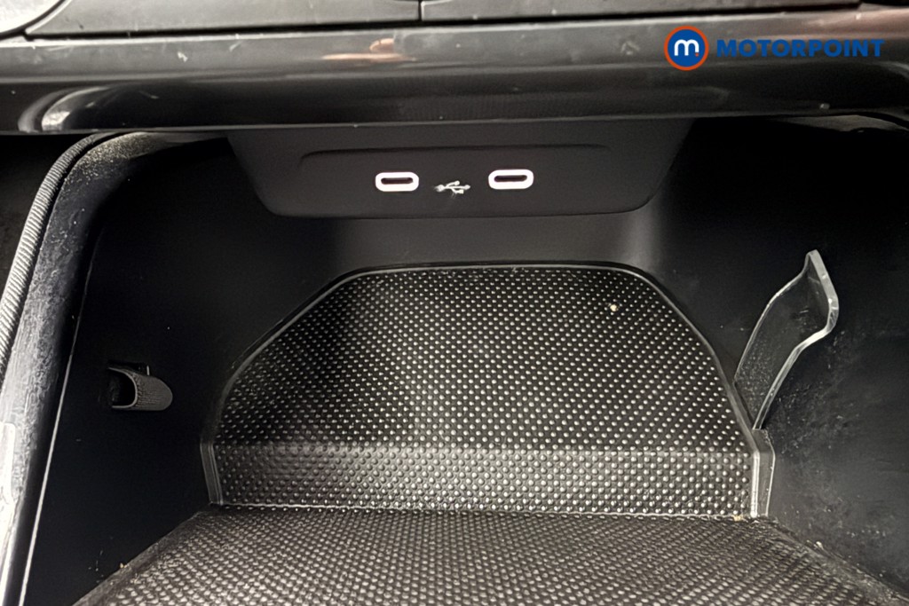 Skoda Fabia Colour Edition Manual Petrol Hatchback - Stock Number (1579562) - 13th supplementary image